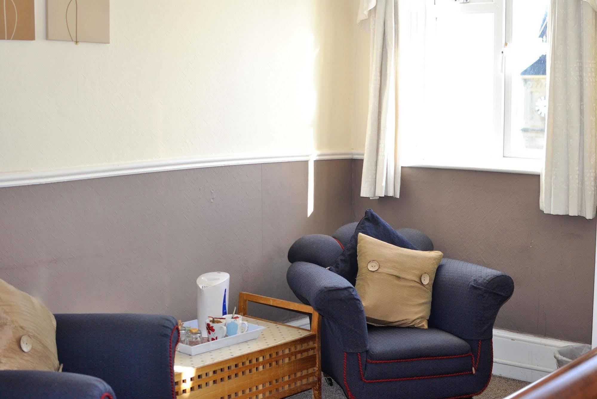 Herberg Waterfront 3*